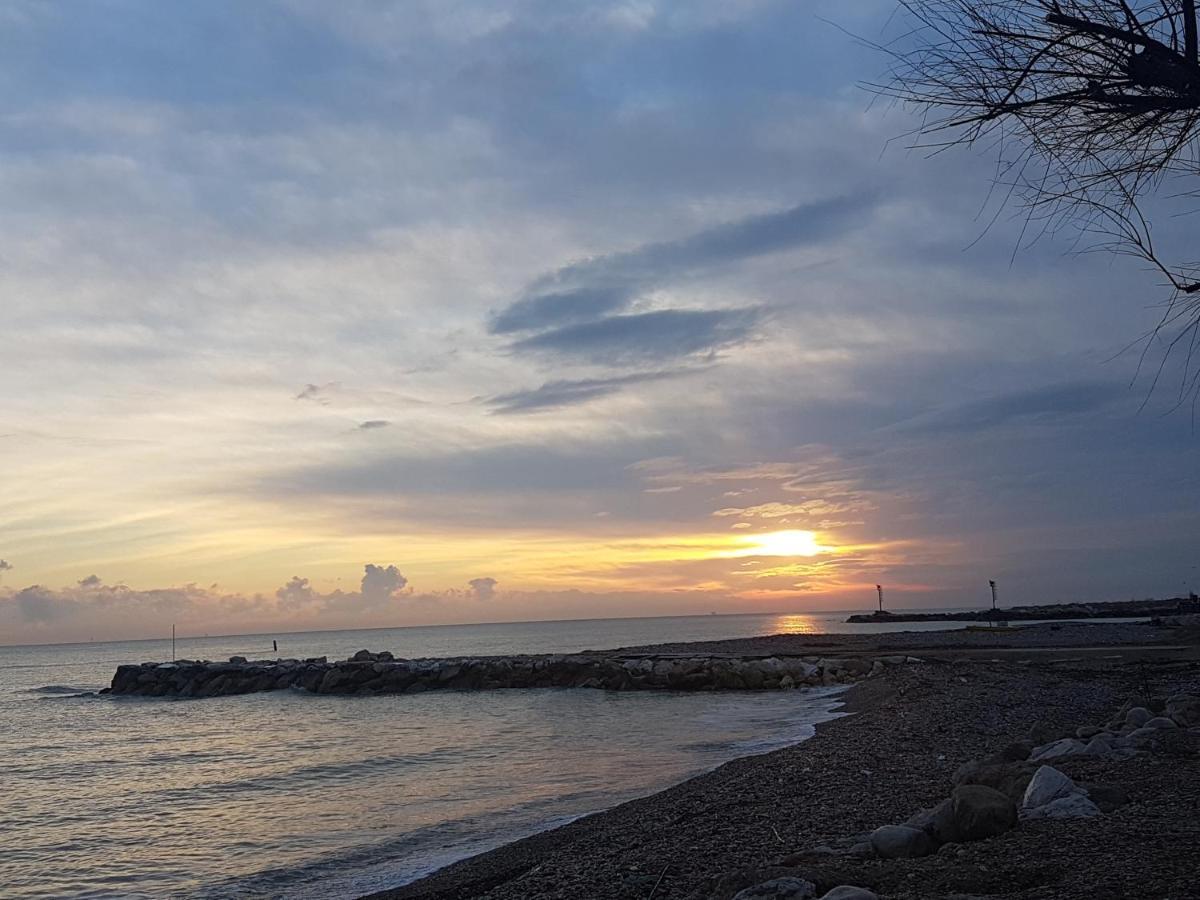 Club Del Sole Roseto Degli Abruzzi Easy Camping Village Exterior foto