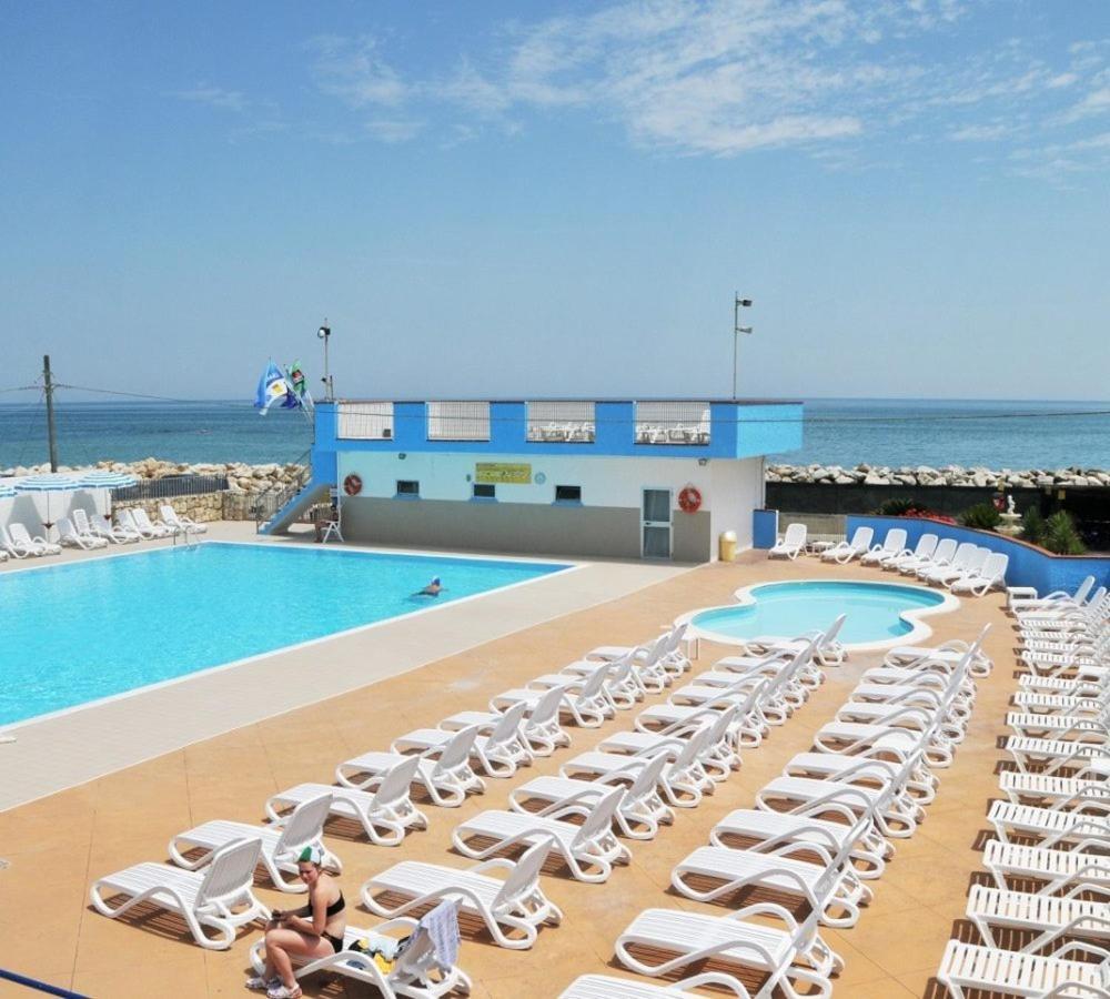 Club Del Sole Roseto Degli Abruzzi Easy Camping Village Exterior foto
